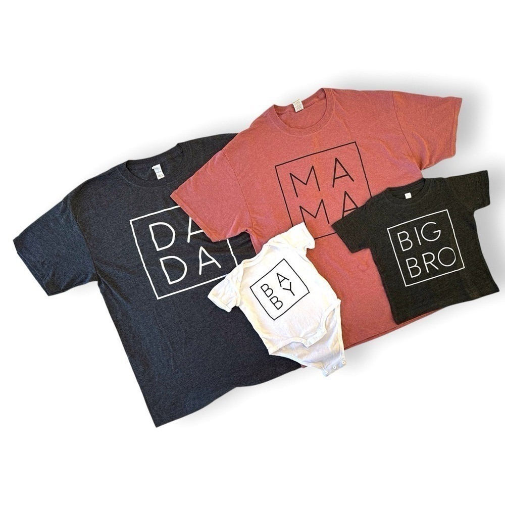 Bundle Family Baby Announcement Tee Shirts MAMA DADA BIG BRO‎ BABY Cord set